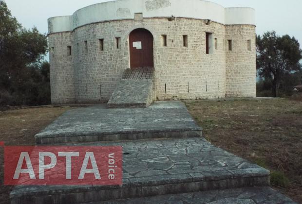 Το μικρο καστρο της Κορωνησιας 